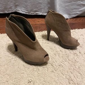 Carlos Santana Ottawa Suede Bootie